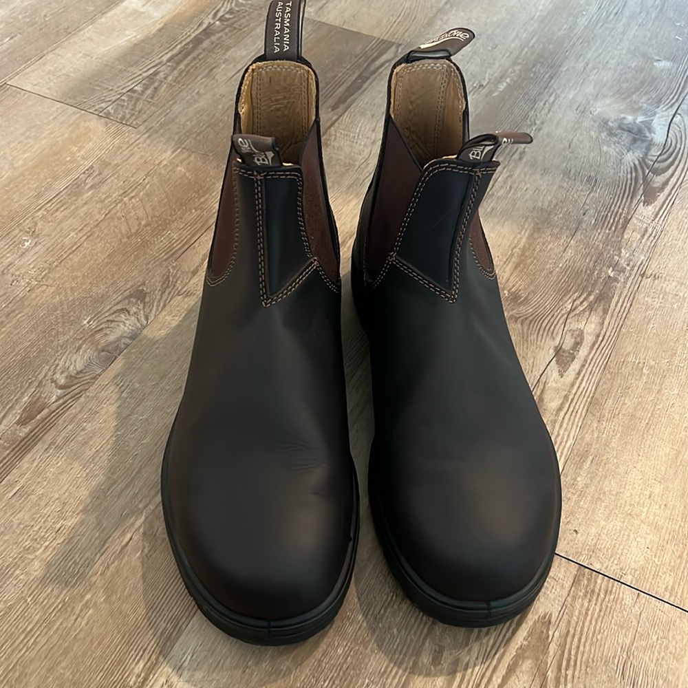 Blundstone Men’s Boots Size 12 (US) in EXCELLENT condition!